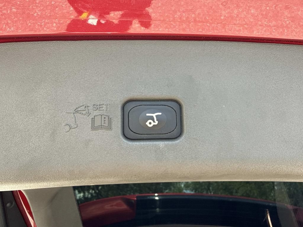 Certified 2024 Lincoln Nautilus Premier AWD/4WD image 12