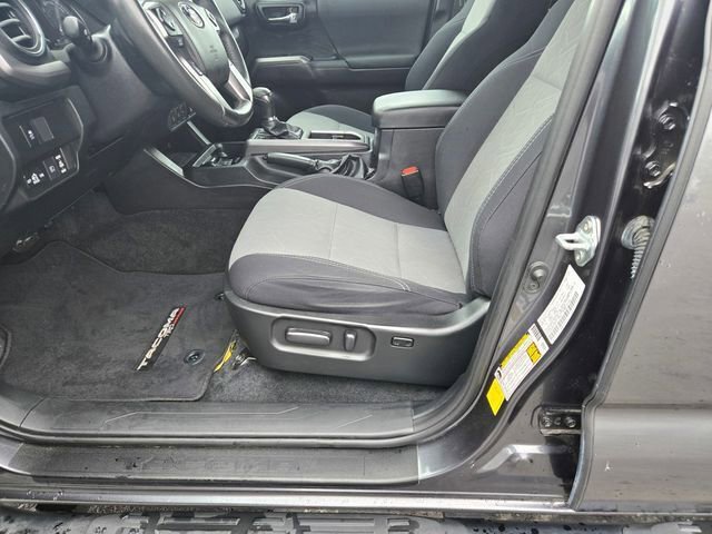 Certified 2021 Toyota Tacoma TRD Off-Road w/ Technology Package AWD/4WD image 19