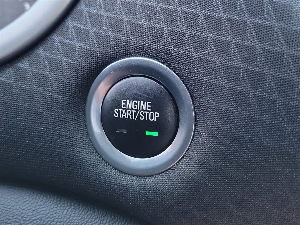 Used 2023 Chevrolet Malibu LT image 9