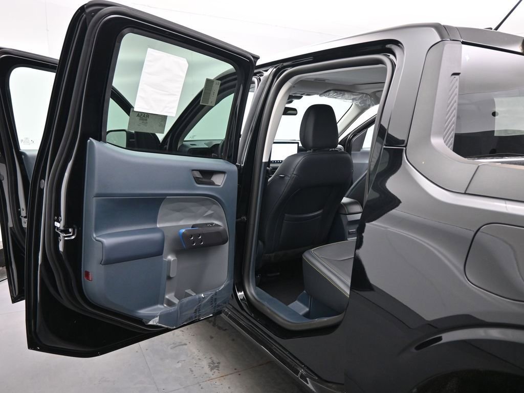 New 2026 Ford Maverick Lobo AWD/4WD image 18