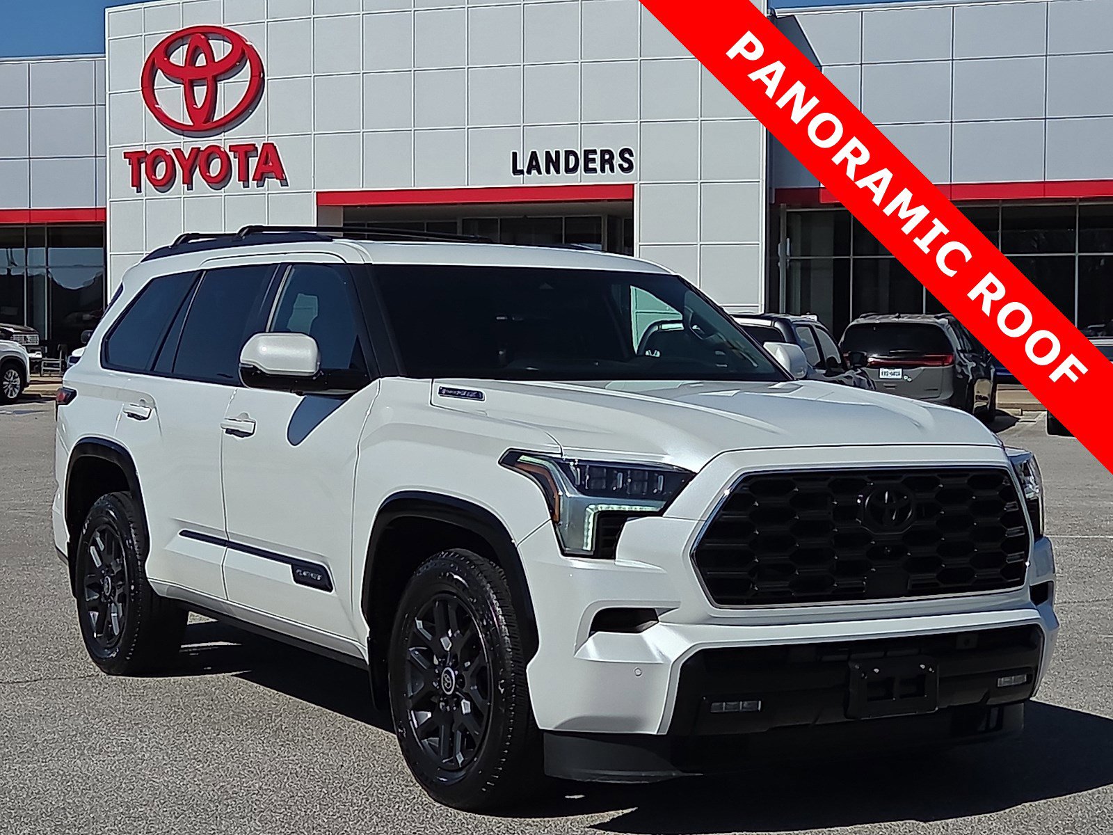 Used 2024 Toyota Sequoia Platinum image 1