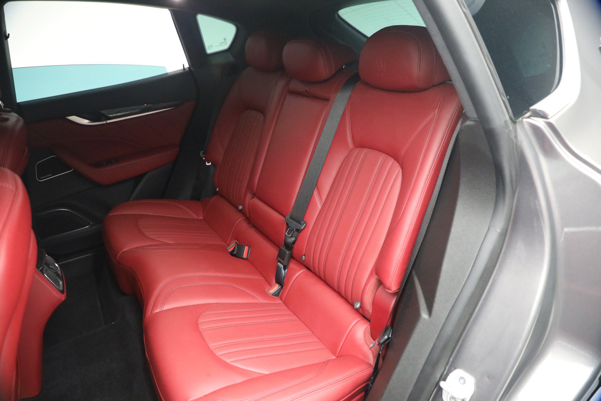 Certified 2022 Maserati Levante GT AWD/4WD image 17