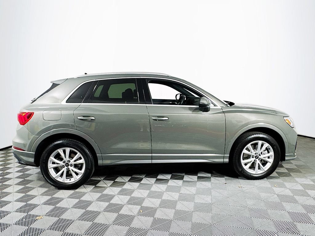 Used 2025 Audi Q3 2.0T Premium AWD/4WD image 8