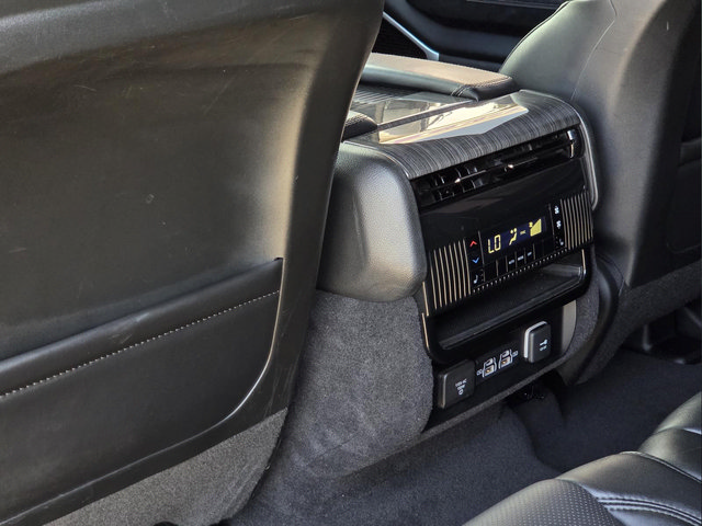 Used 2022 Jeep Wagoneer Series III RWD image 33
