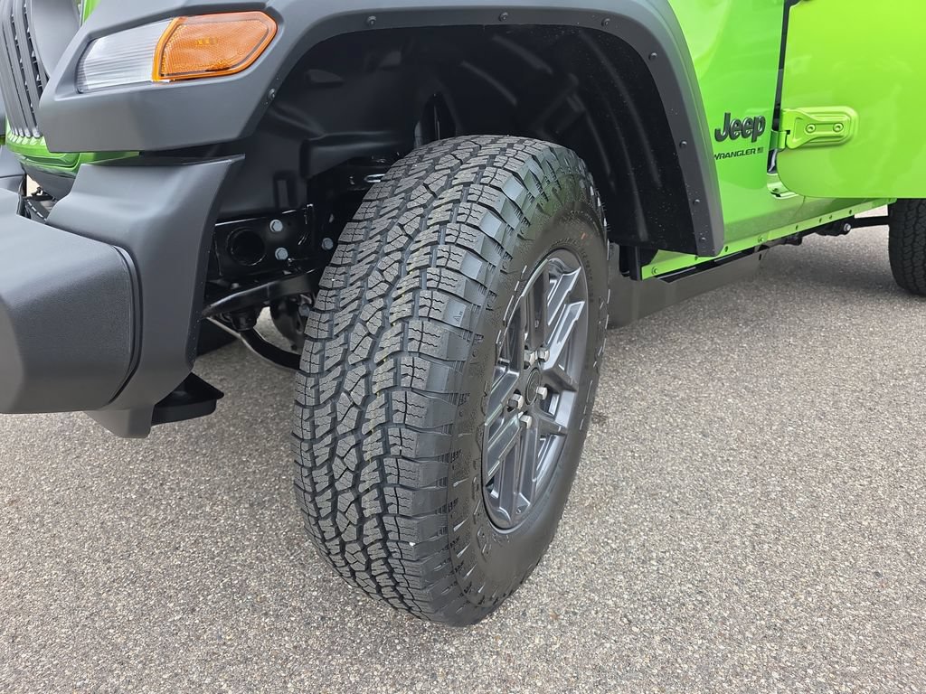 New 2026 Jeep Wrangler Sport AWD/4WD image 30