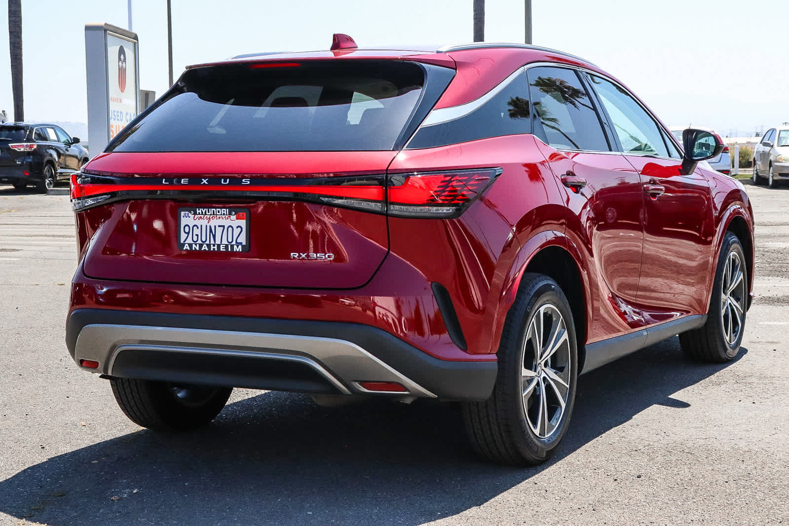 Used 2023 Lexus RX 350 FWD w/ Cold Area Package image 7