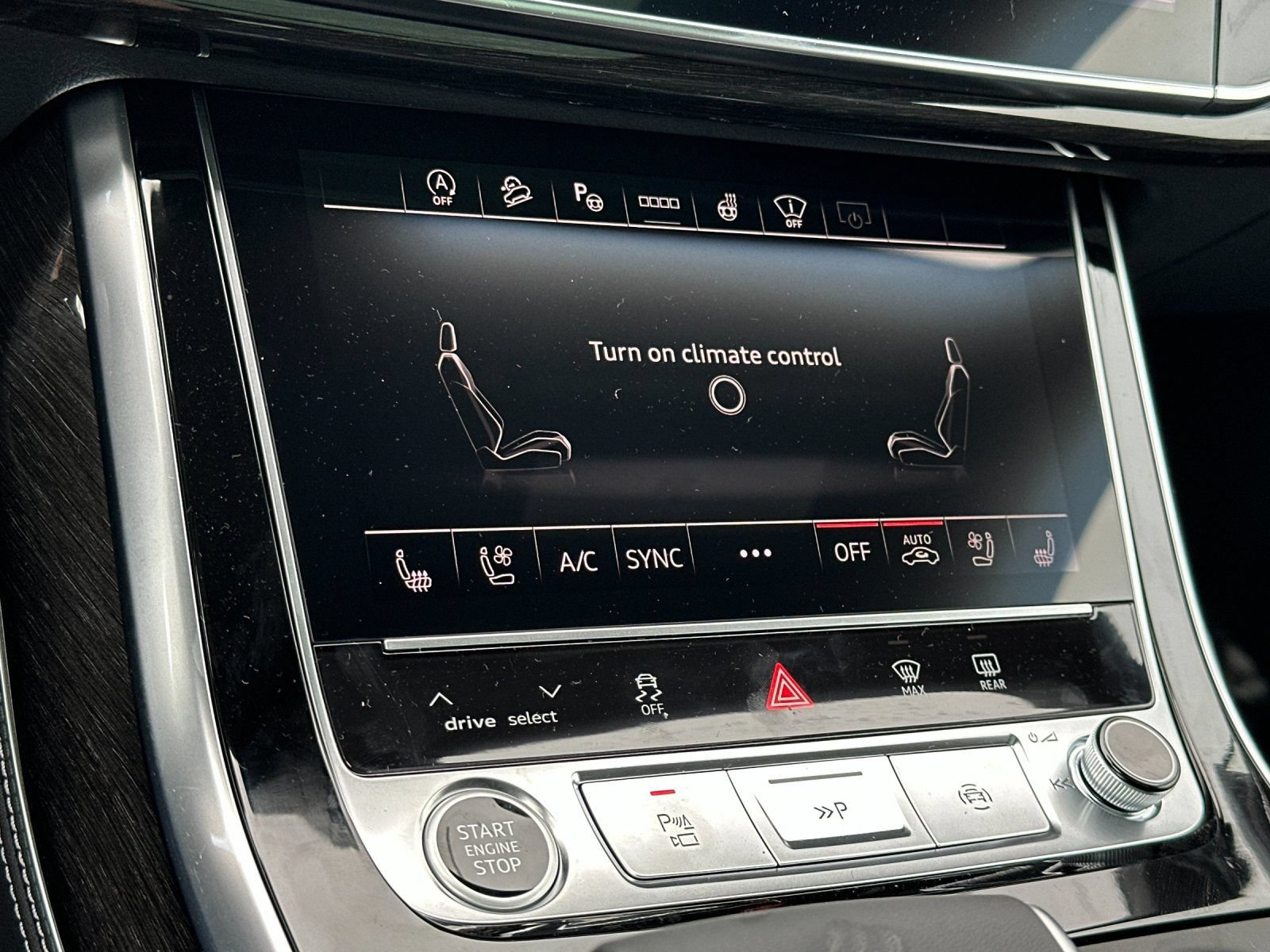 New 2027 Audi Q8 Prestige AWD/4WD image 20