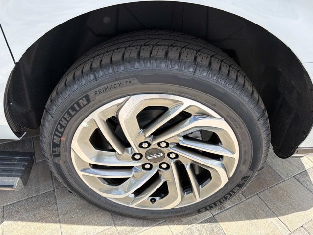 New 2026 Lincoln Navigator L Reserve AWD/4WD image 29