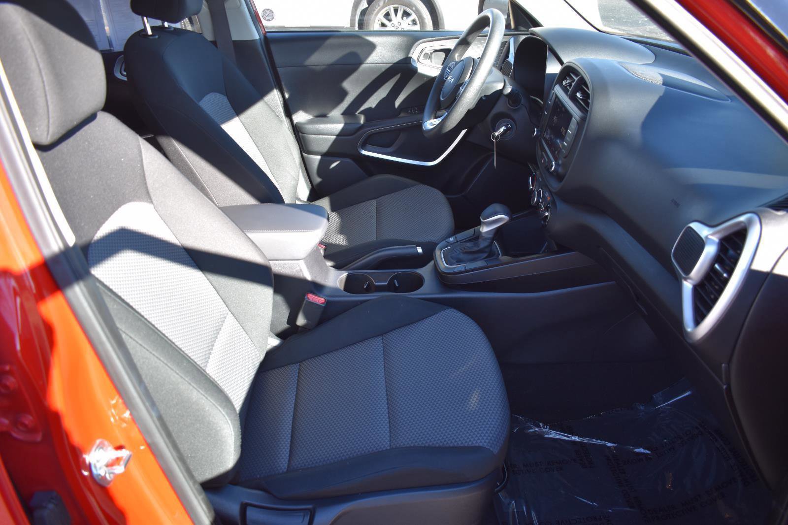 Used 2024 Kia Soul LX w/ Option Group 015 image 13