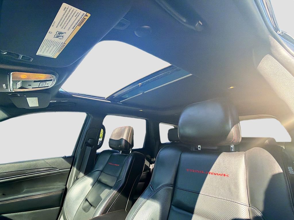 Used 2021 Jeep Grand Cherokee Trailhawk w/ Trailhawk Luxury Group image 23