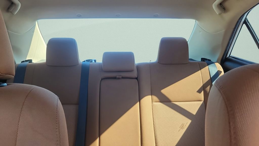 Used 2016 Toyota Corolla LE image 20