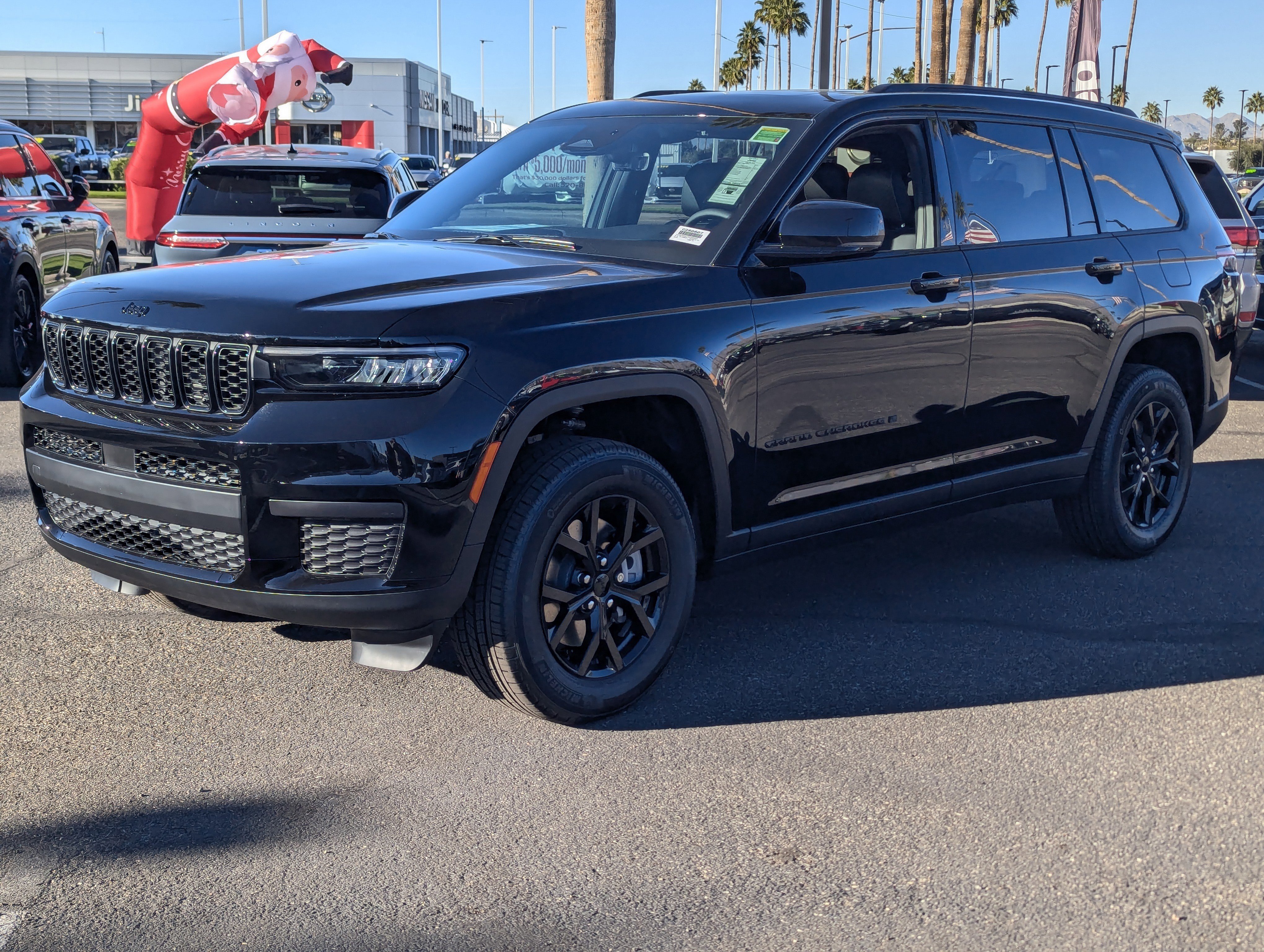 New 2025 Jeep Grand Cherokee L Altitude image 5