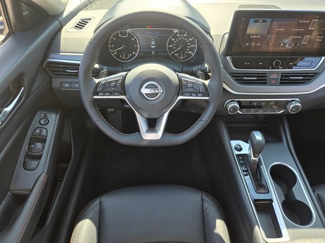 New 2026 Nissan Altima 2.5 SR FWD image 11