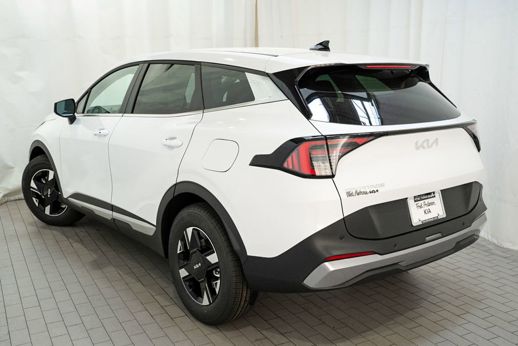New 2026 Kia Sportage LX FWD image 4