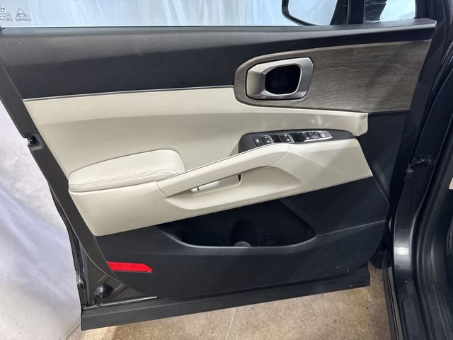 Used 2023 Kia Sorento EX w/ Panoramic Sunroof Package FWD image 23