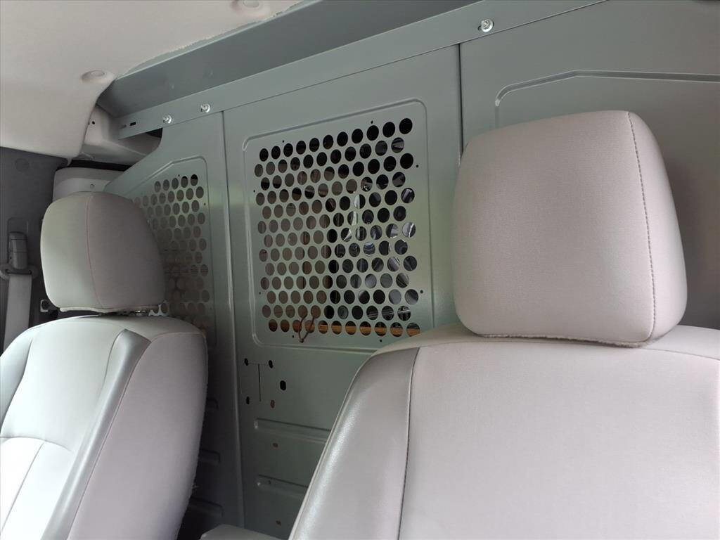 Used 2016 Nissan NV 2500 SV w/ Back Door Glass Package image 15
