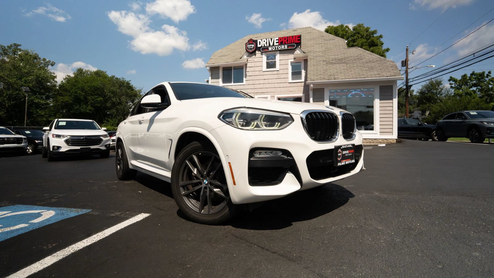 Used 2019 BMW X4 xDrive30i w/ Executive Package AWD/4WD image 1
