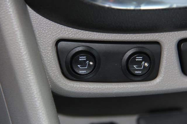 Used 2013 Buick Encore AWD image 25