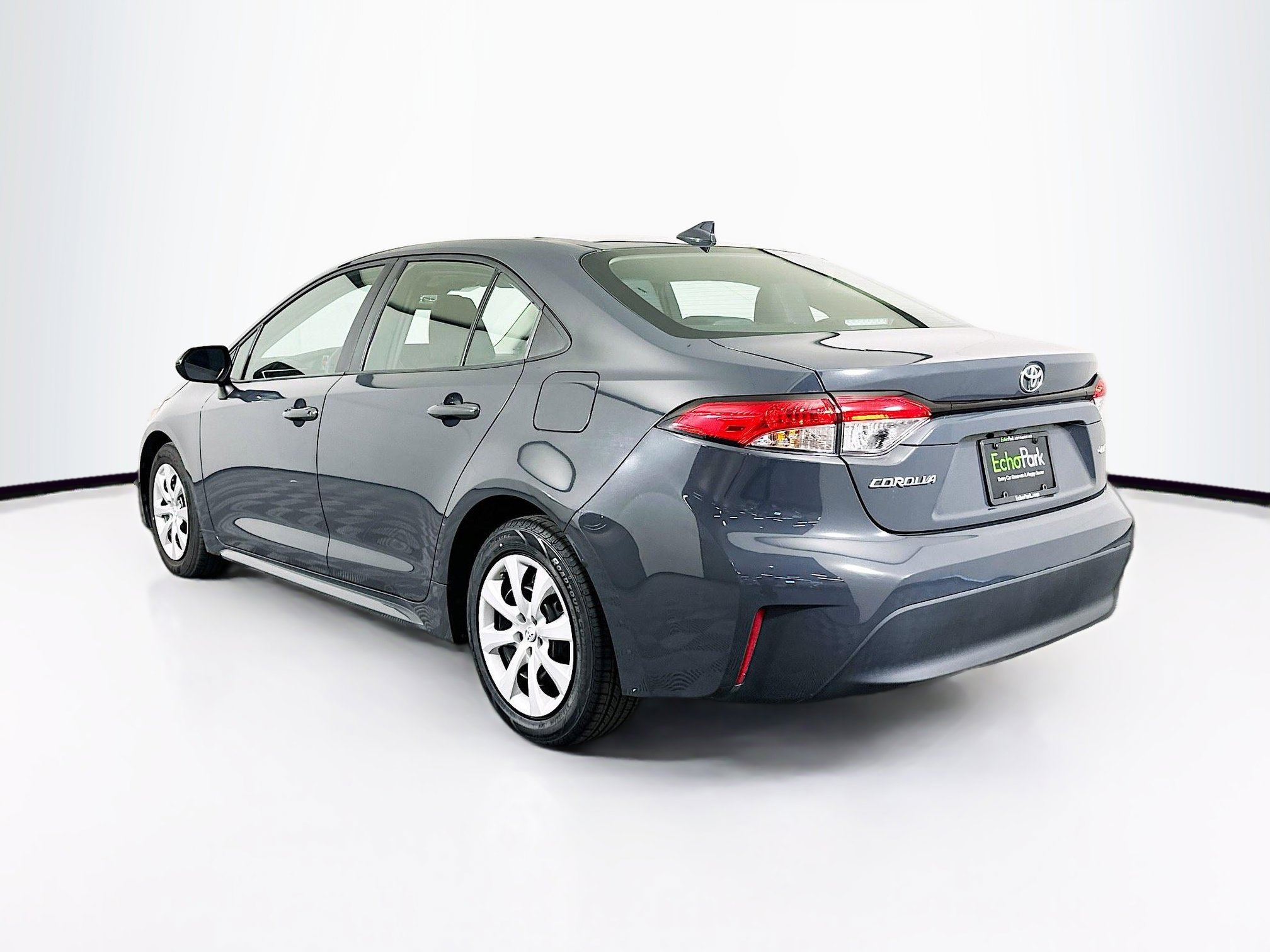 Used 2024 Toyota Corolla LE image 5