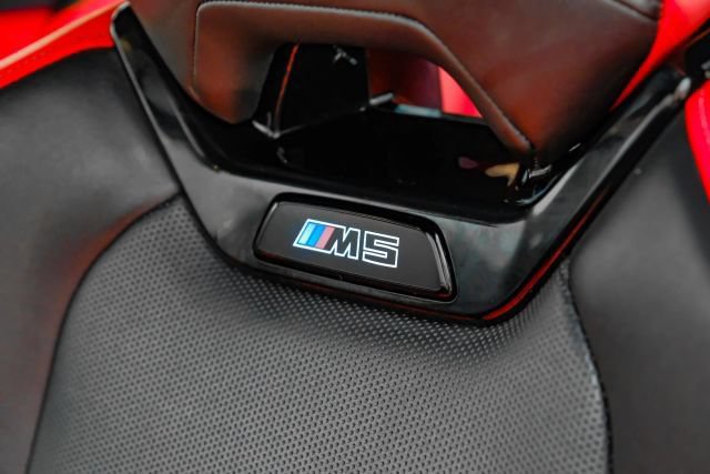 Used 2026 BMW M5 w/ Carbon Package AWD/4WD image 46