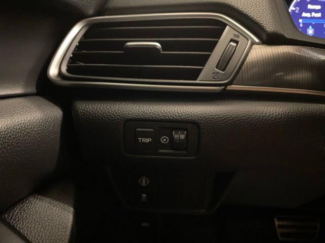 Used 2018 Honda Accord Sport image 18