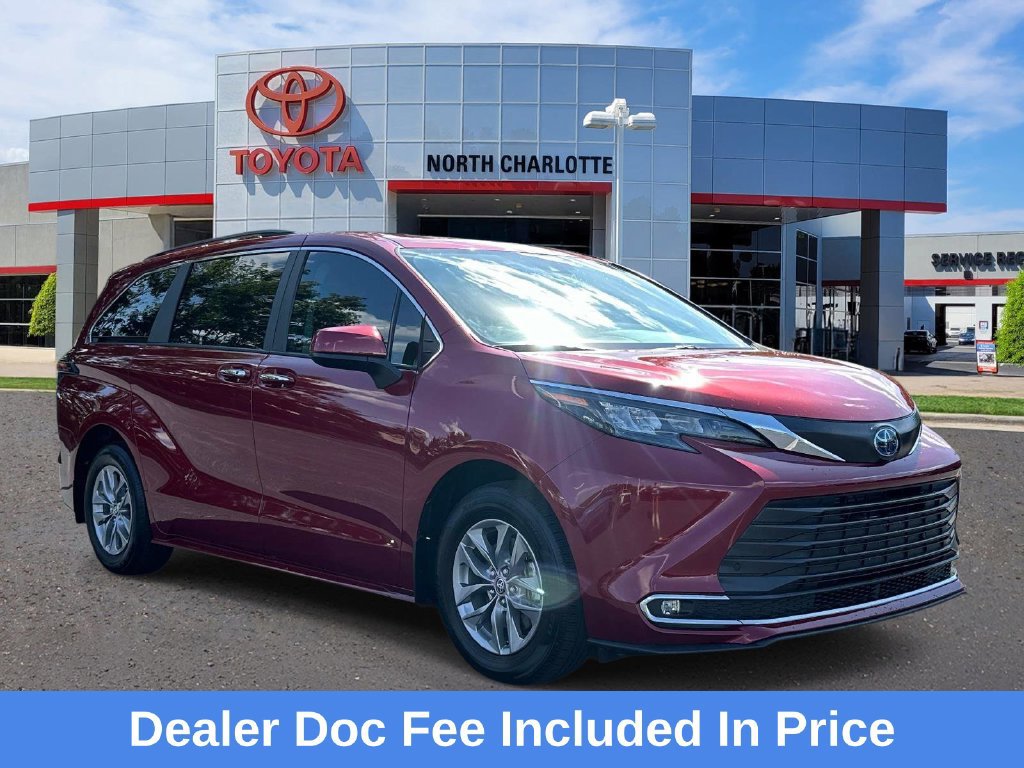 Used 2024 Toyota Sienna XLE FWD 360° Tour