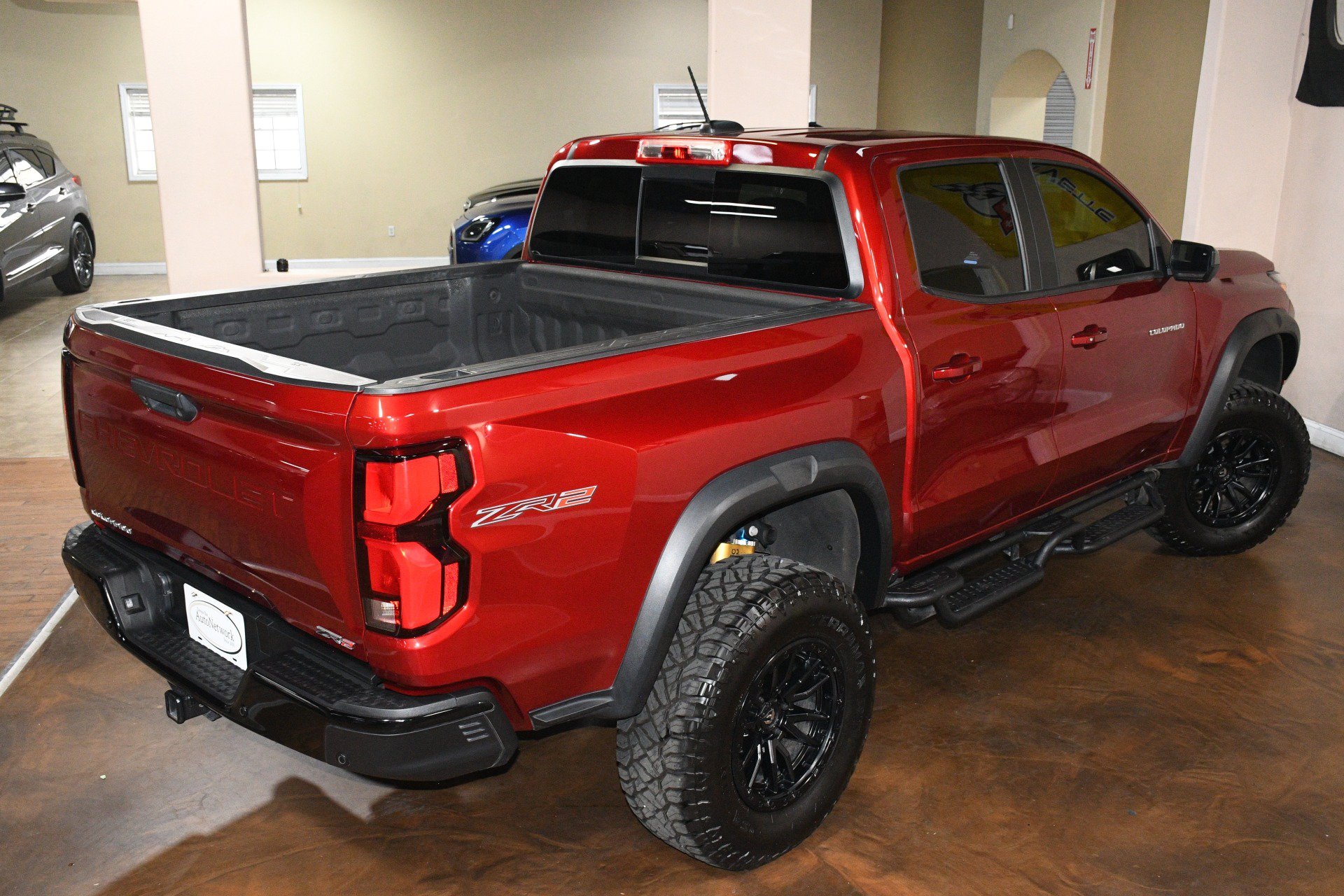 Used 2025 Chevrolet Colorado ZR2 w/ Technology Package AWD/4WD image 79