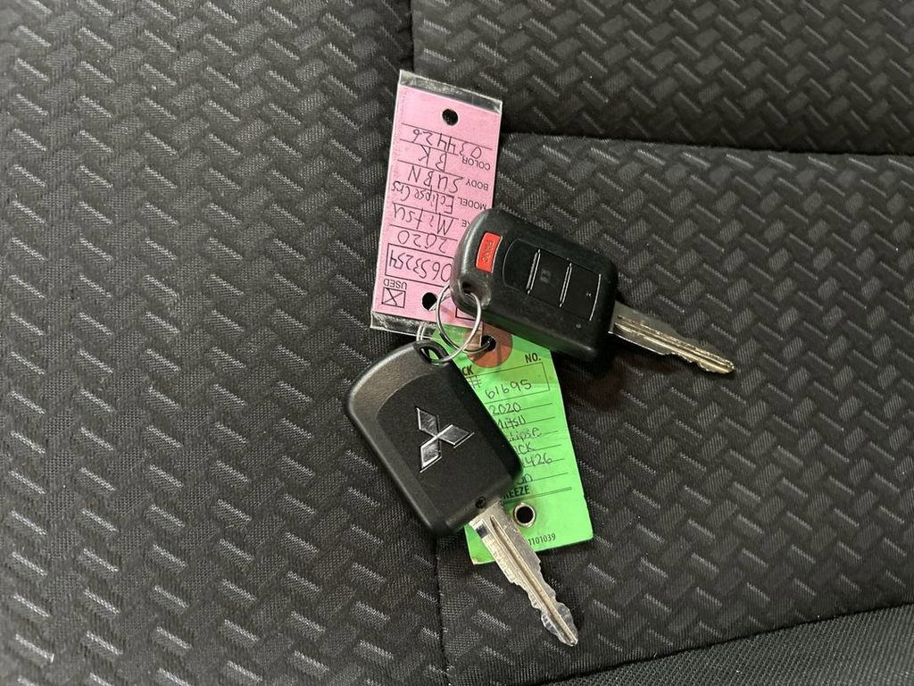 Used 2020 Mitsubishi Eclipse Cross ES AWD/4WD image 12