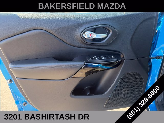Used 2020 Jeep Cherokee Latitude Plus FWD image 10