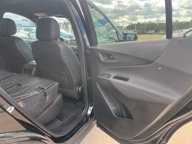 Used 2022 Chevrolet Equinox RS w/ LPO, Floor Liner Package image 48
