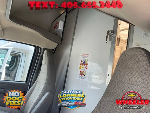 Used 2023 GMC Savana 3500 w/ Power Convenience Package RWD image 9