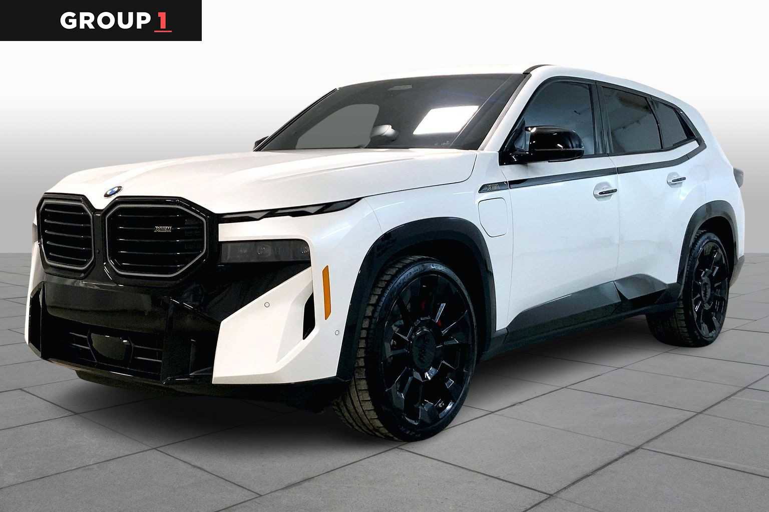 Used 2025 BMW XM image 1