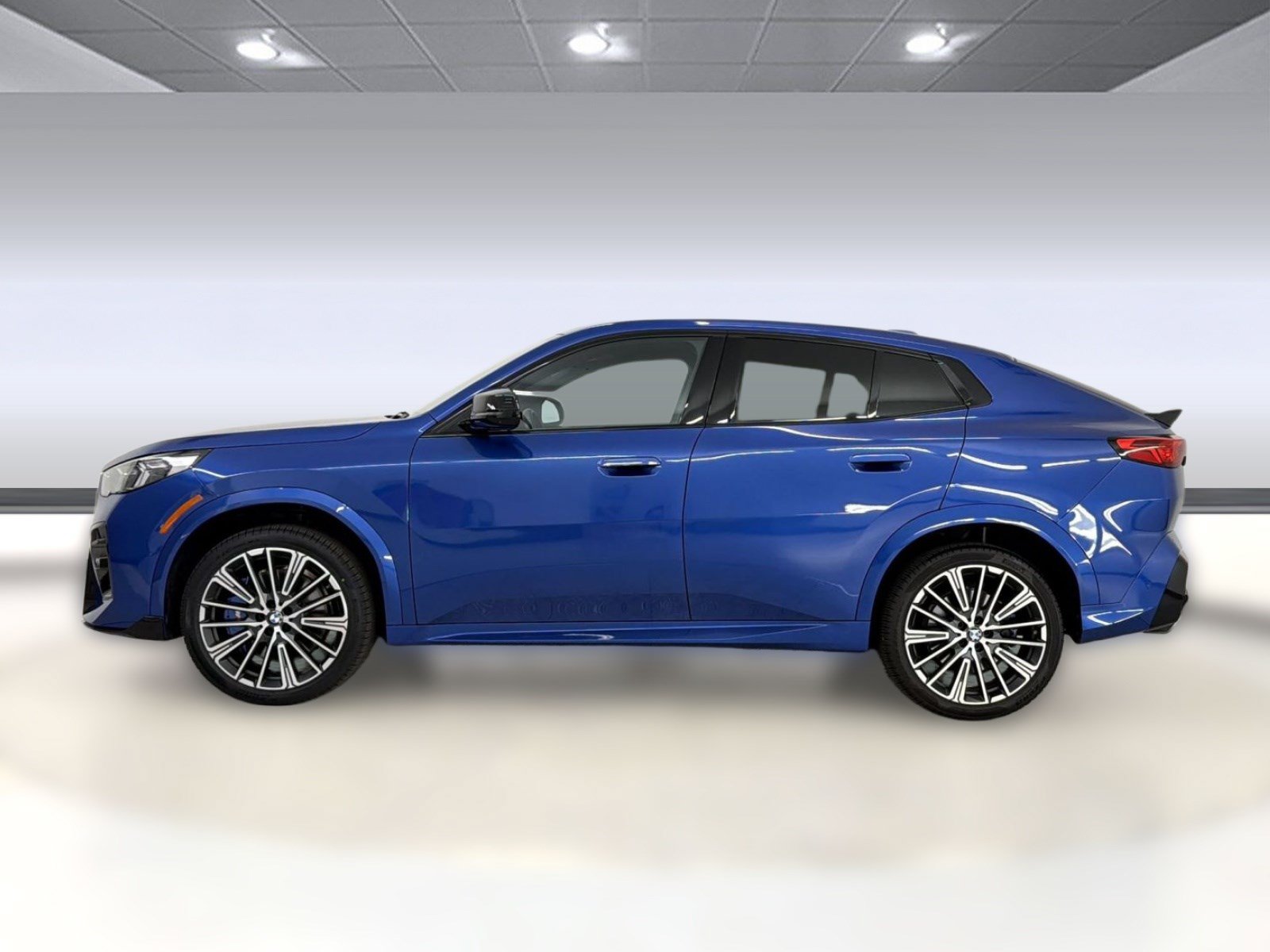 Used 2026 BMW X2 M35i AWD/4WD image 2