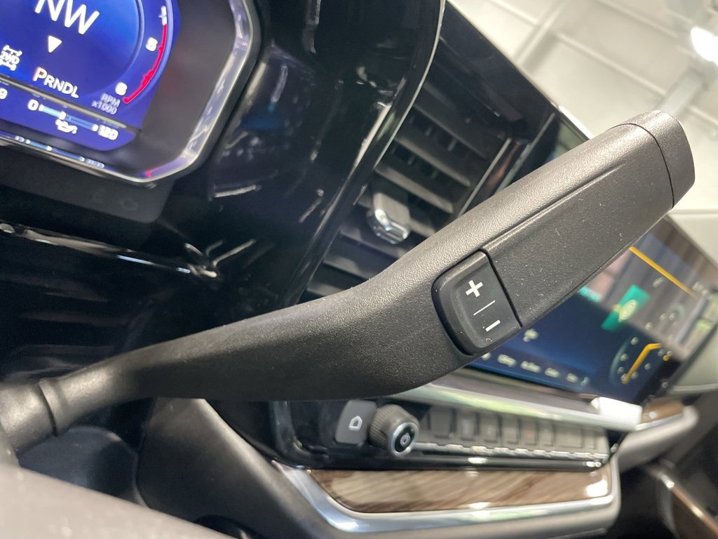 Used 2025 Chevrolet Silverado 2500 LT image 34