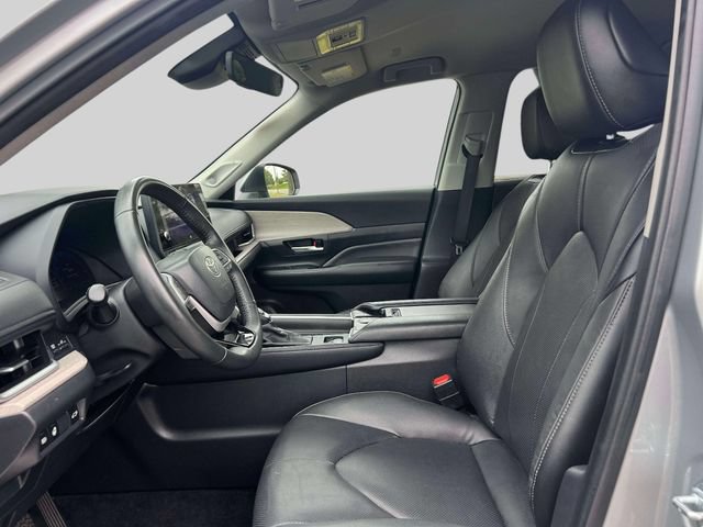 Certified 2024 Toyota Grand Highlander AWD image 21
