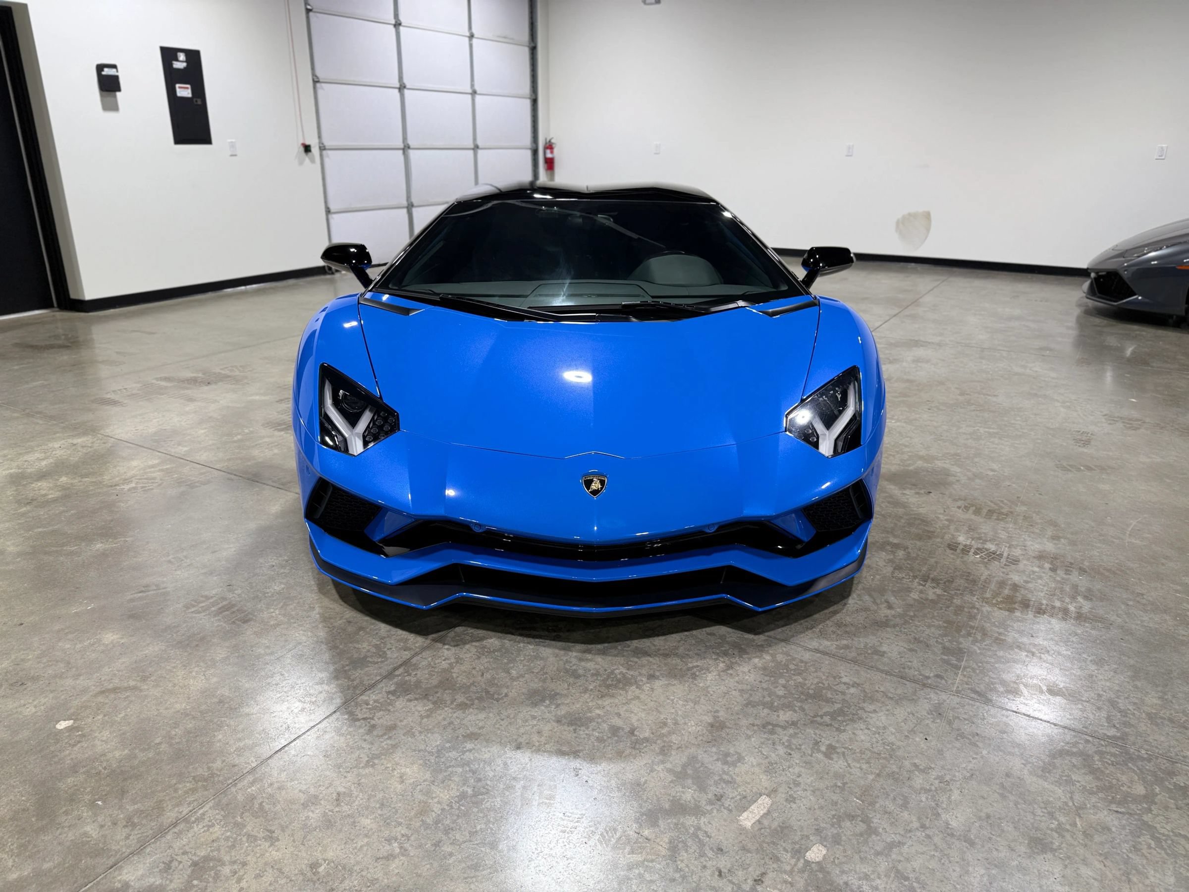 Used 2018 Lamborghini Aventador S AWD/4WD image 29