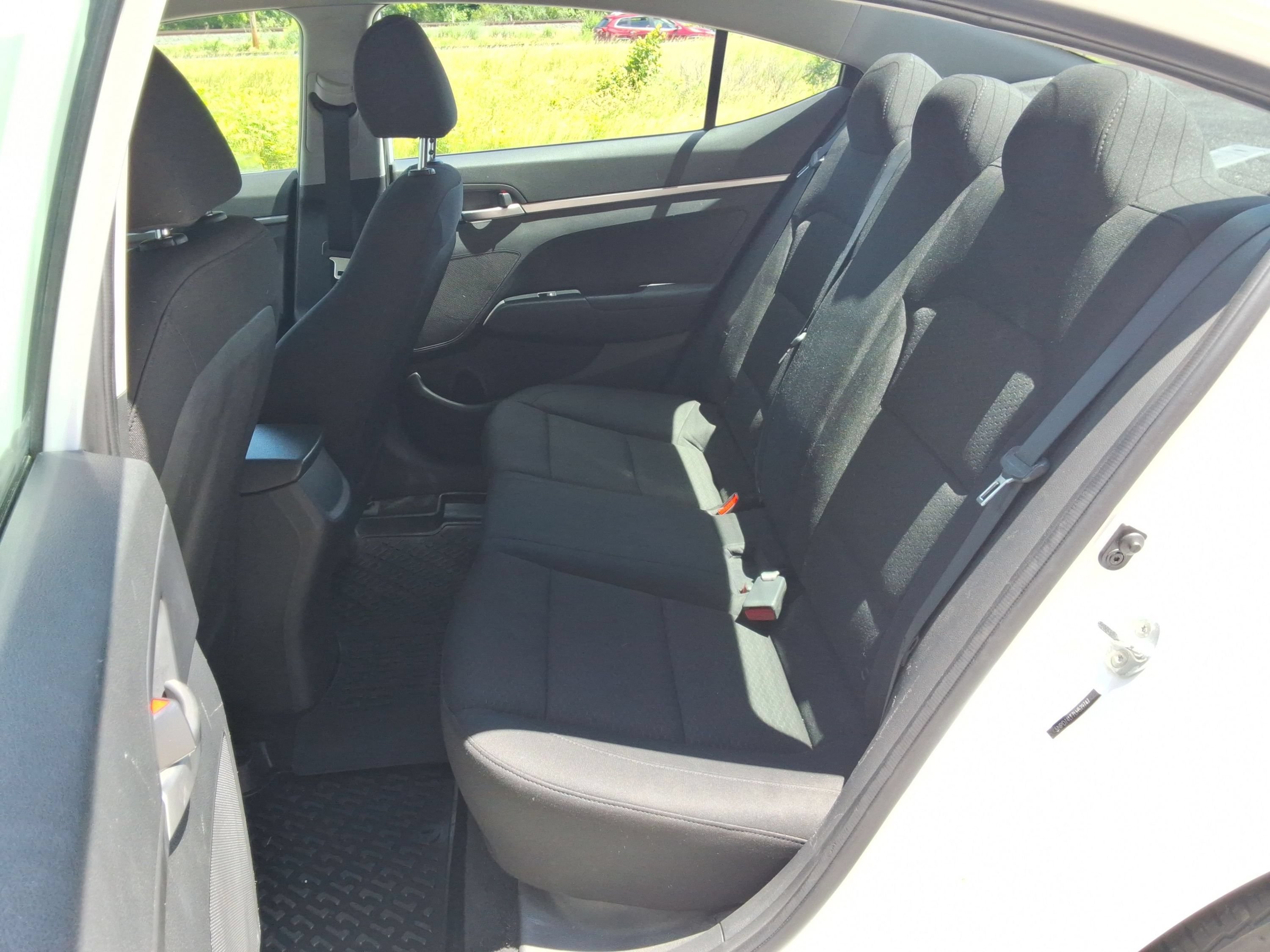 Used 2020 Hyundai Elantra SE w/ Cargo Package (C1) FWD image 30