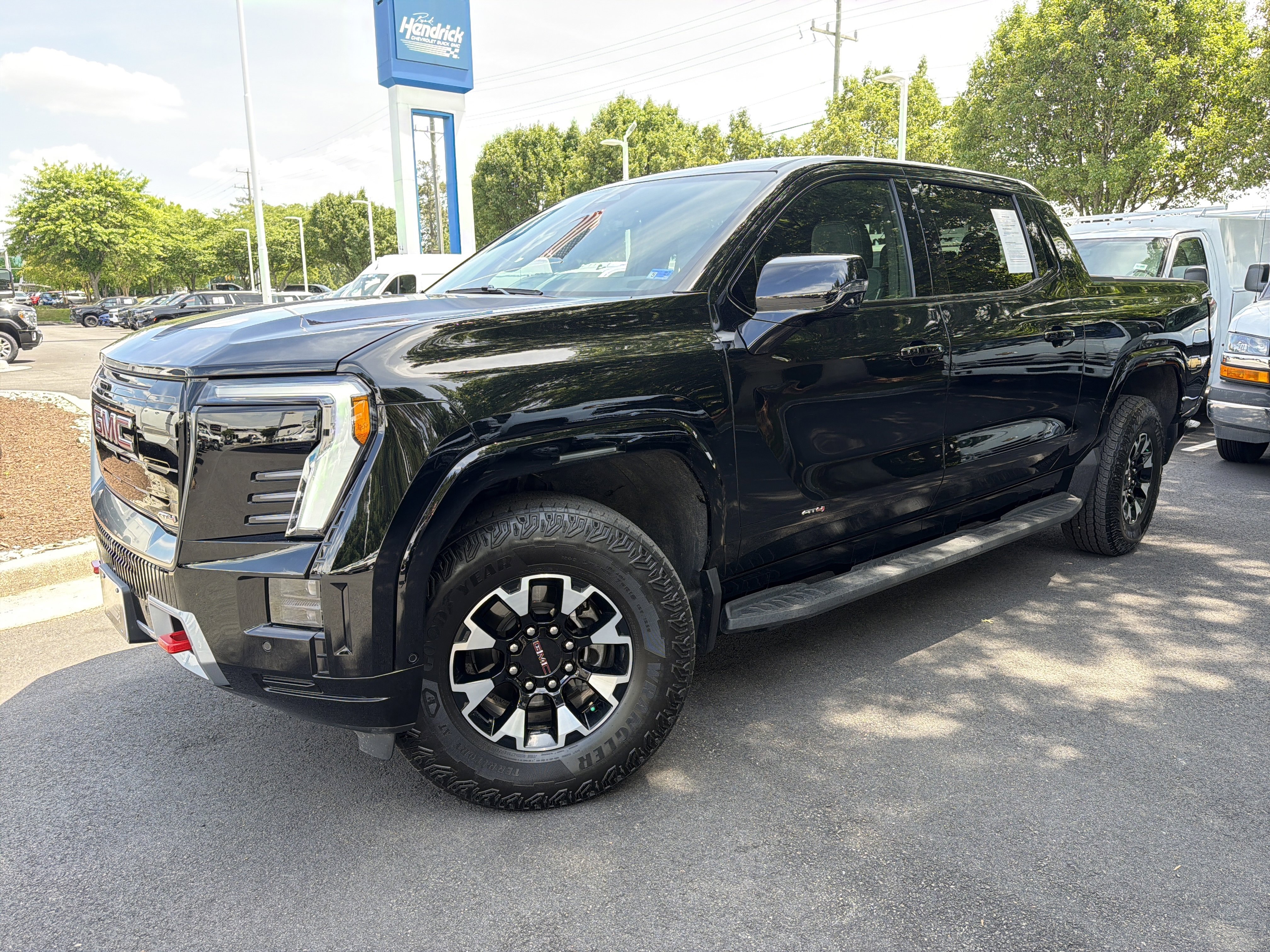Used 2026 GMC Sierra EV AT4 w/ AT4 Premium Package AWD/4WD image 5