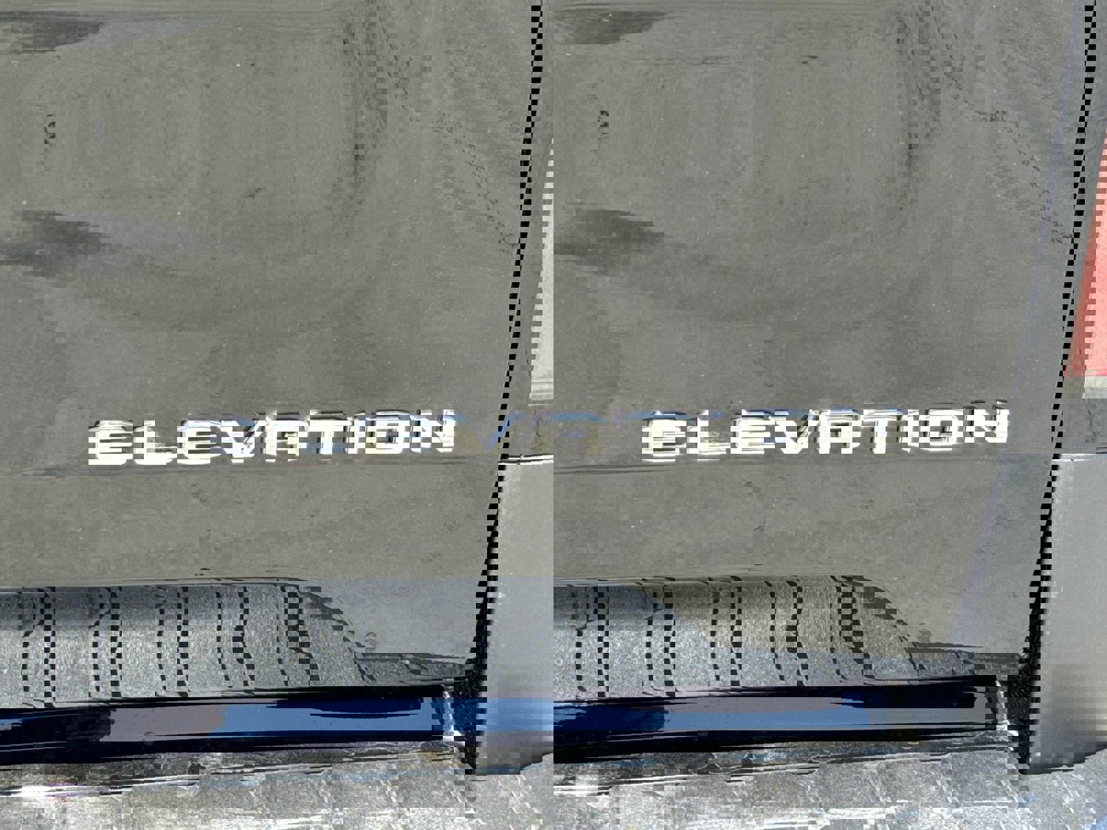 Used 2026 GMC Sierra EV Elevation image 11