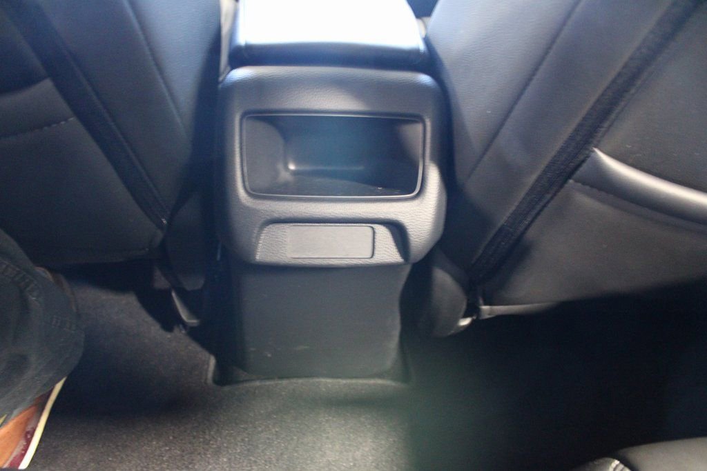 Used 2023 Honda HR-V LX image 21