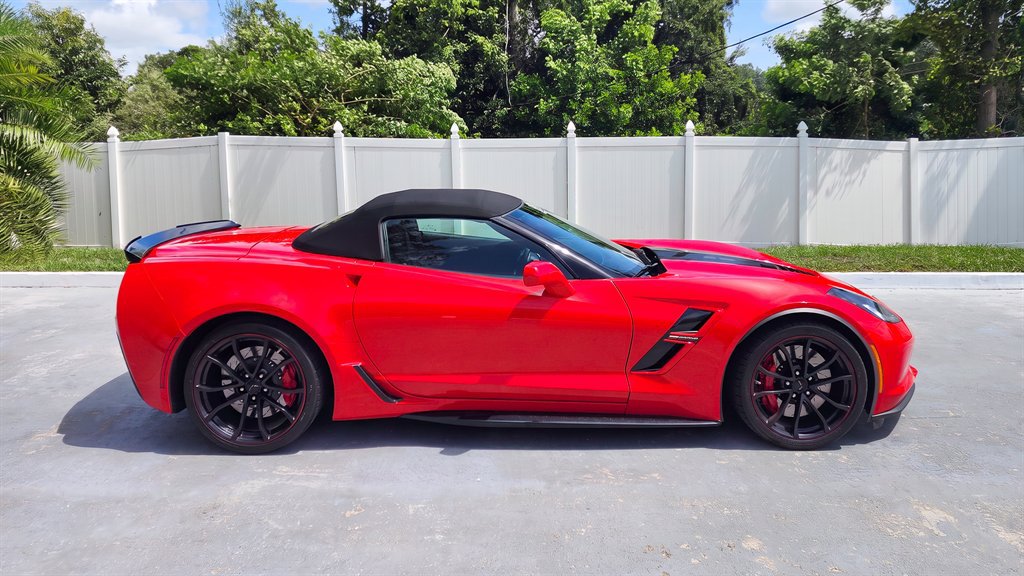 Used 2017 Chevrolet Corvette Grand Sport RWD image 17