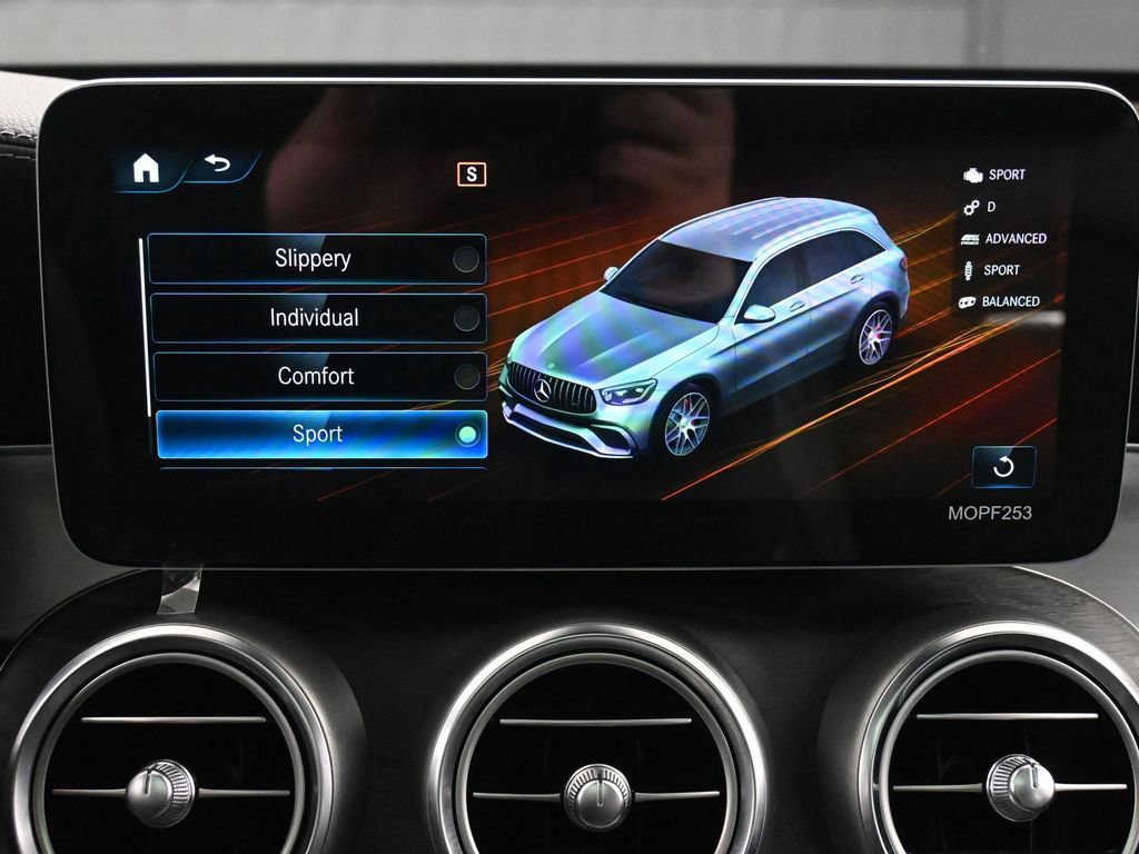 Used 2020 Mercedes-Benz GLC 63 AMG 4MATIC image 40