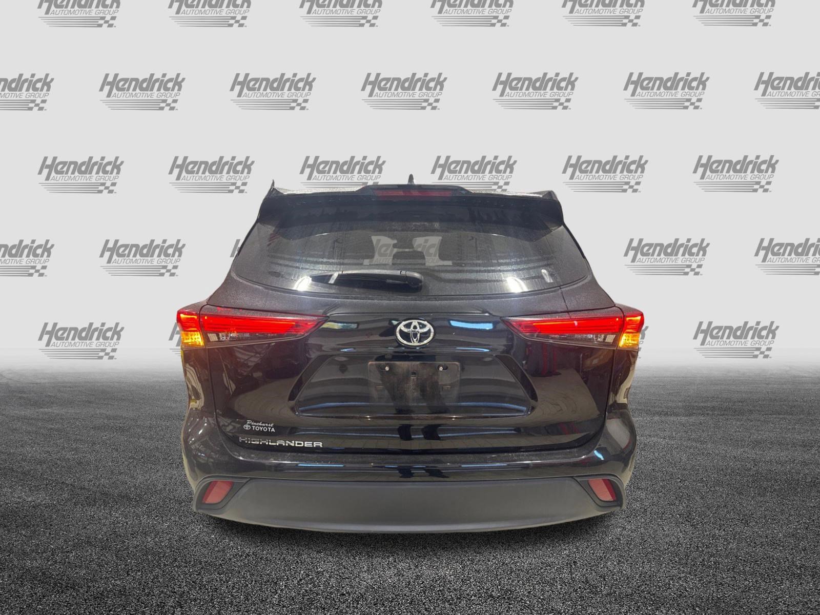 Used 2023 Toyota Highlander L FWD image 45