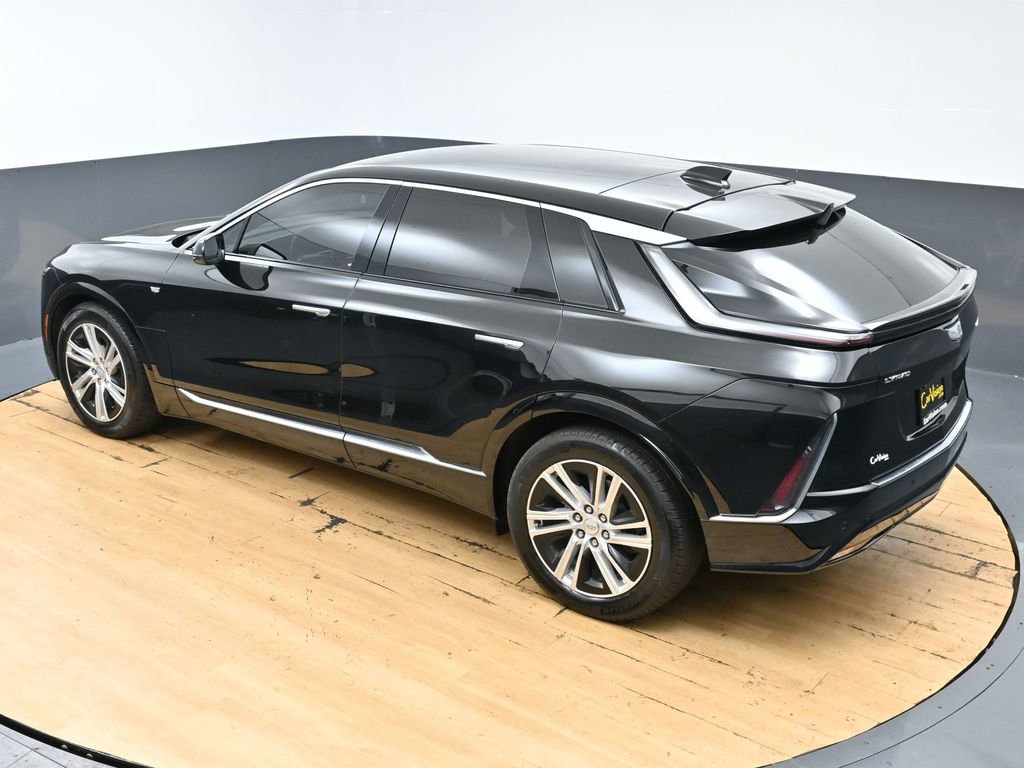 Used 2024 Cadillac Lyriq Tech RWD image 47
