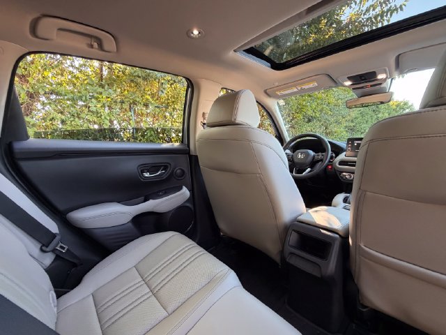 Used 2026 Honda HR-V EX-L image 33