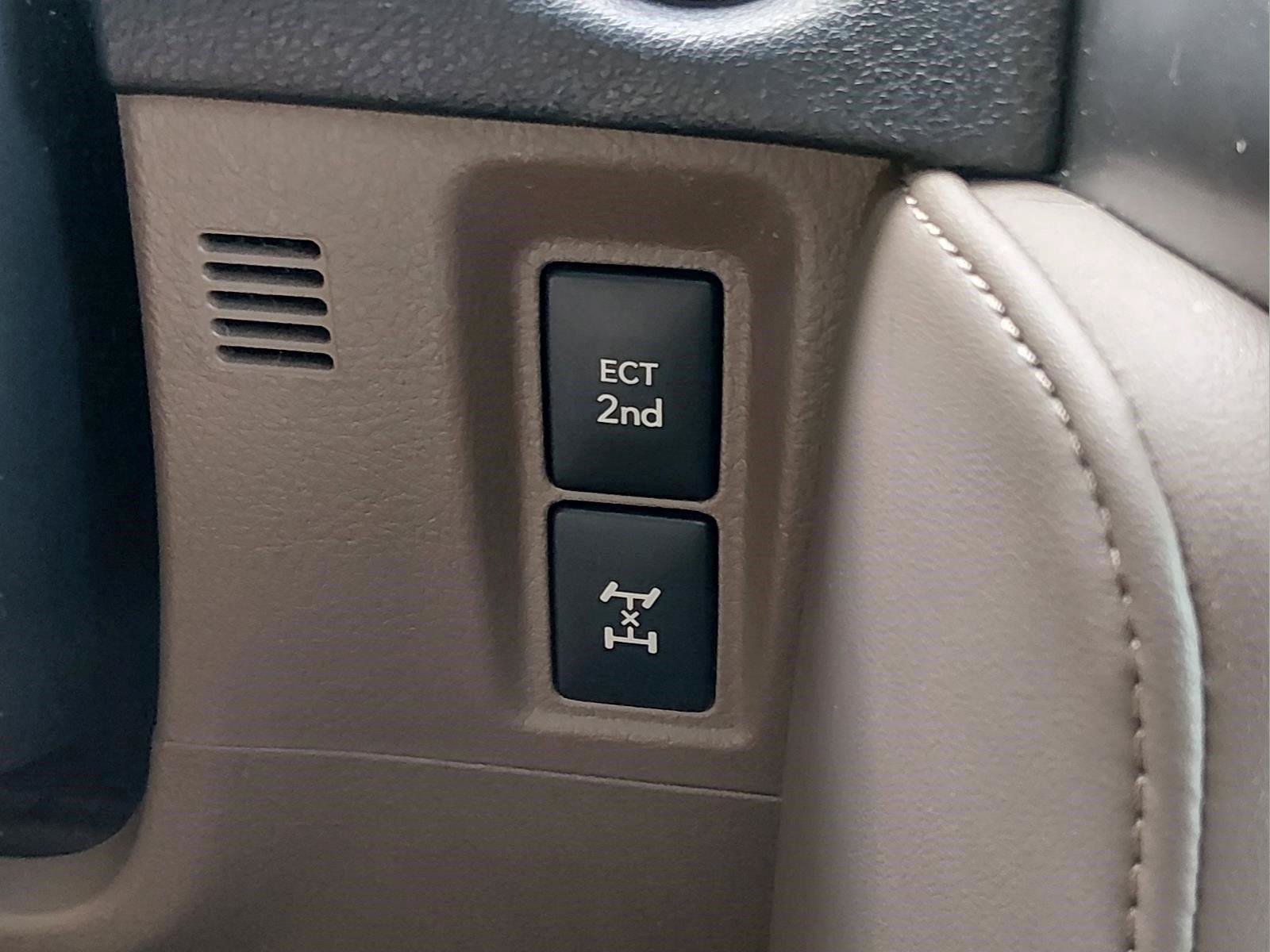 Used 2022 Lexus GX 460 Premium w/ Premium Package AWD/4WD image 25