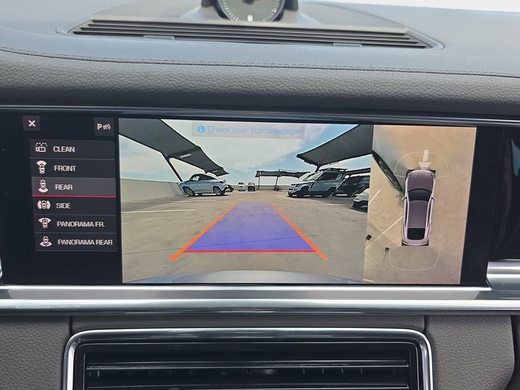 Used 2021 Porsche Panamera image 26