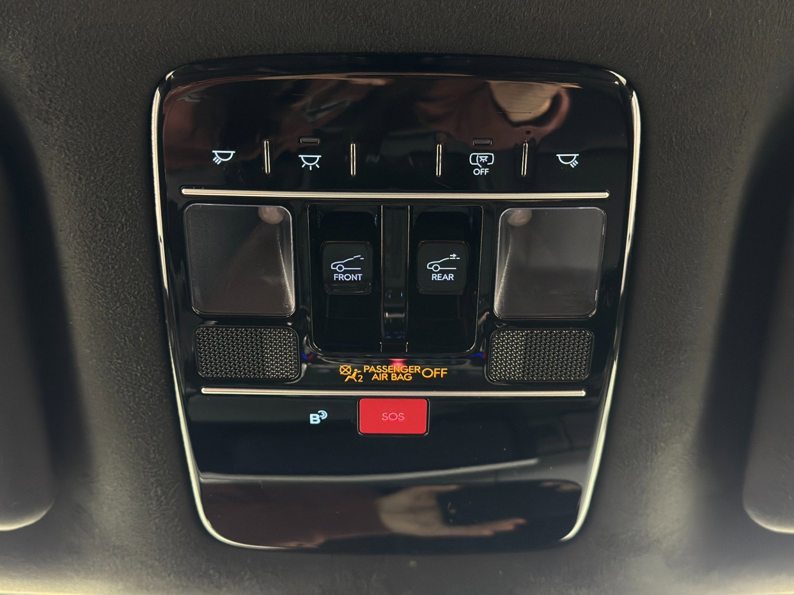 Used 2024 Hyundai Santa Fe Calligraphy image 32