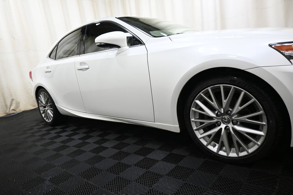 Used 2015 Lexus IS 250 250 w/ Navigation System Package image 19