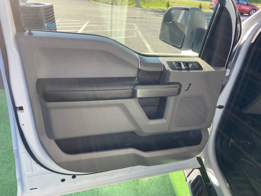 Used 2017 Ford F150 XLT w/ Equipment Group 301A Mid AWD/4WD image 34